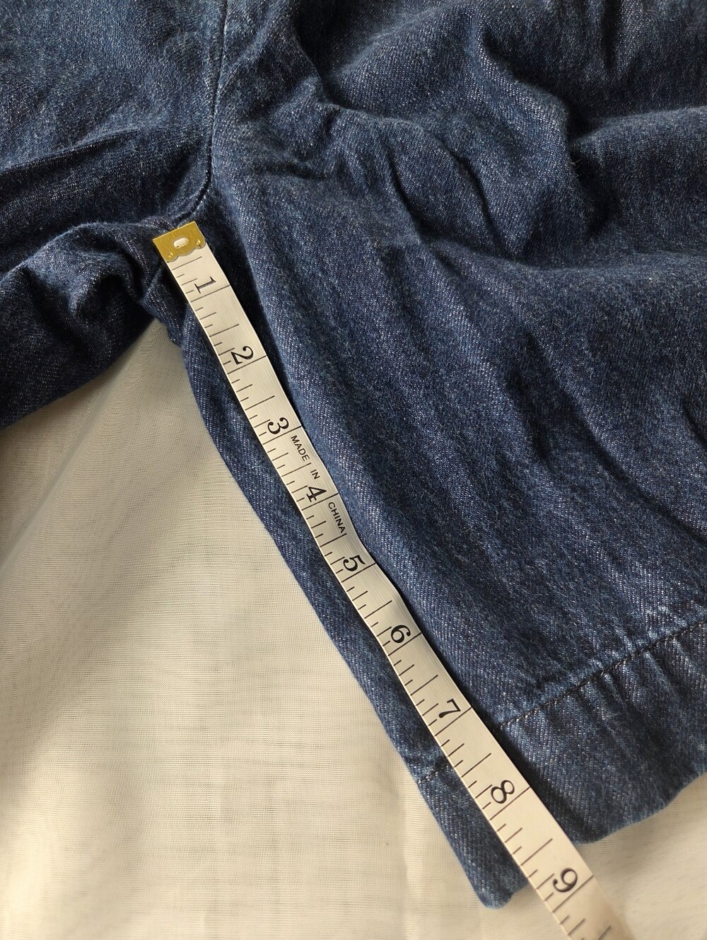 Banana Republic‎ Pleated Denim Shorts in Dark Blue - Picture 8 of 8